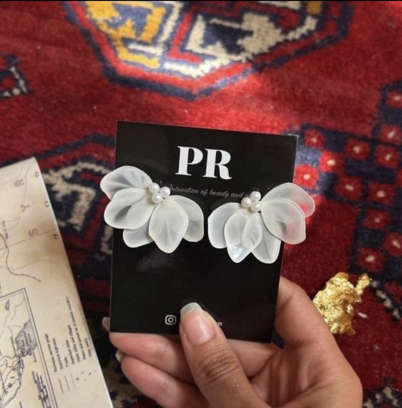 گوشواره پر